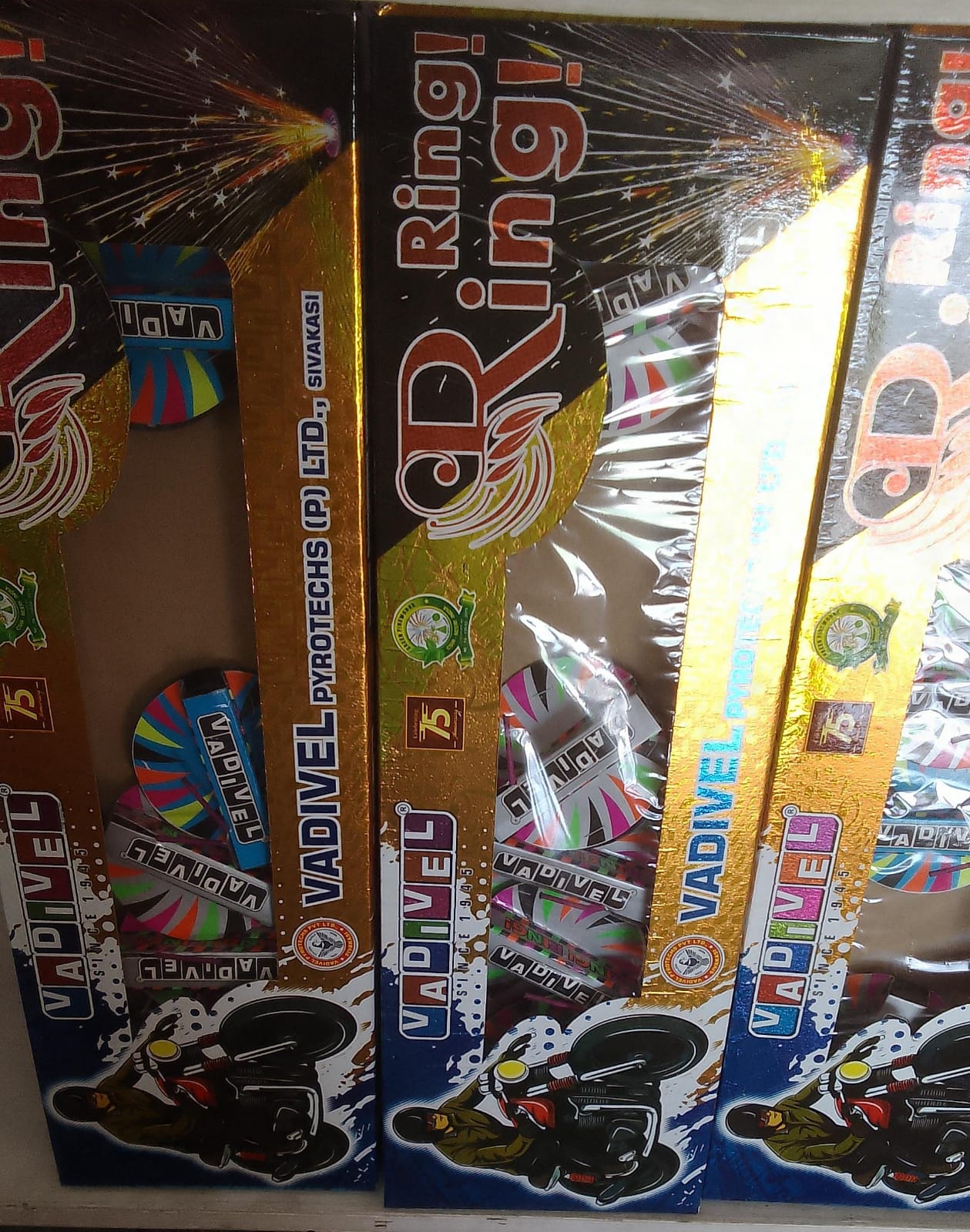 inba Crackers Ring! Ring! Chakkkar N Fountain